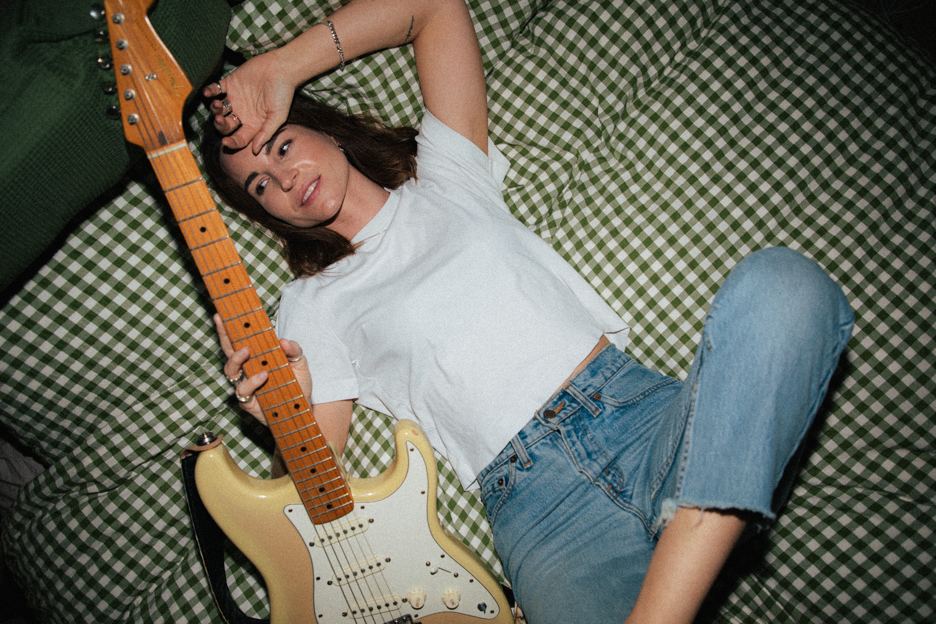 Stephanie Blue Guitarist London 10