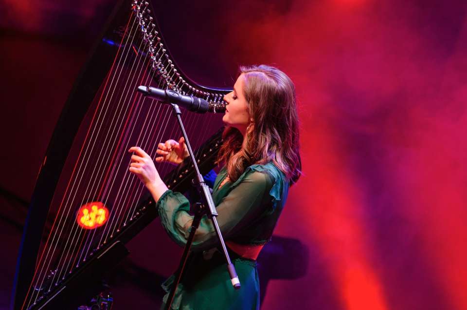 Aoife O Donovan | London Harpist For Hire