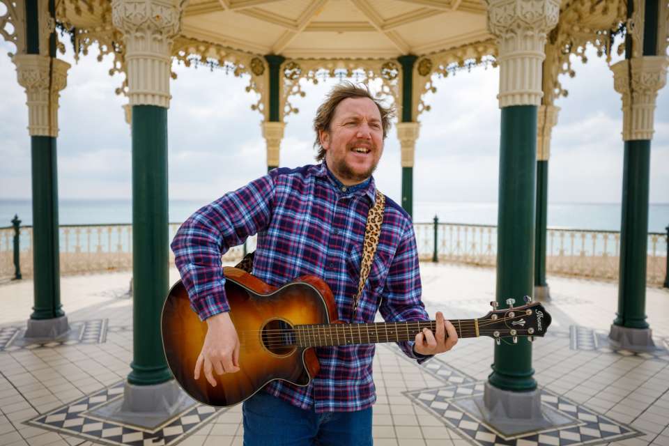 Bert Taylor Brighton Singer Guitarist For Hire 3