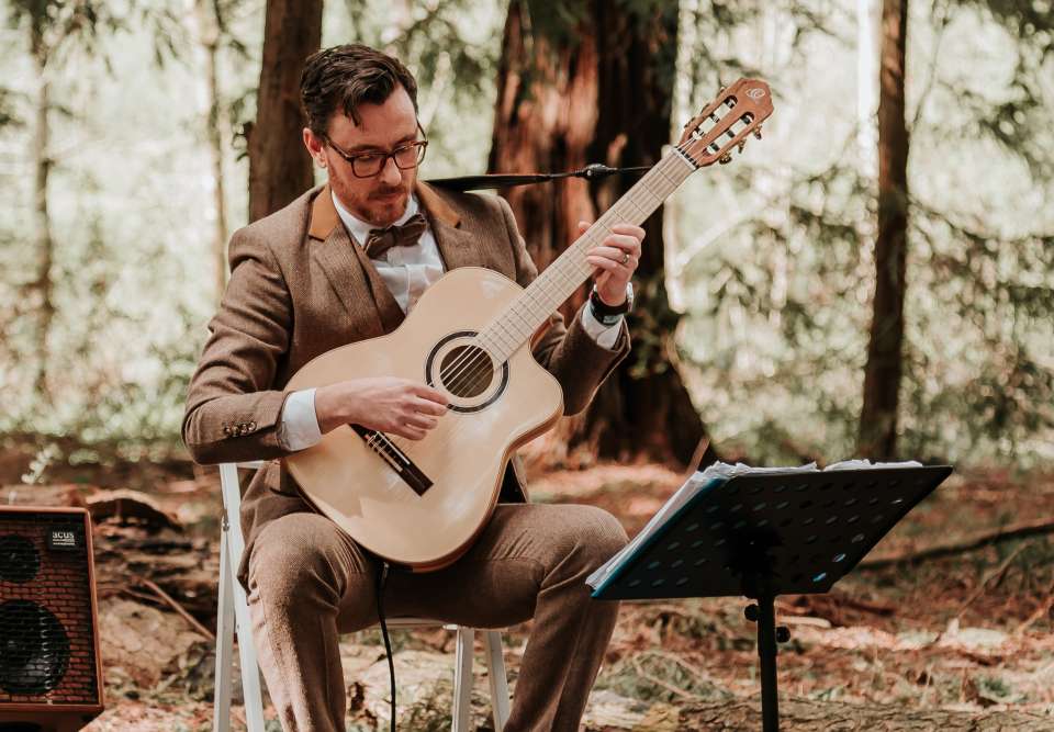 Atelier Guitar | Brighton Guitarist For Hire Main