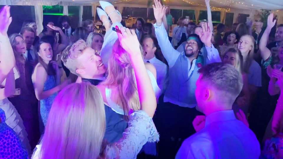 DJ Joel | Surrey DJ For Hire 2