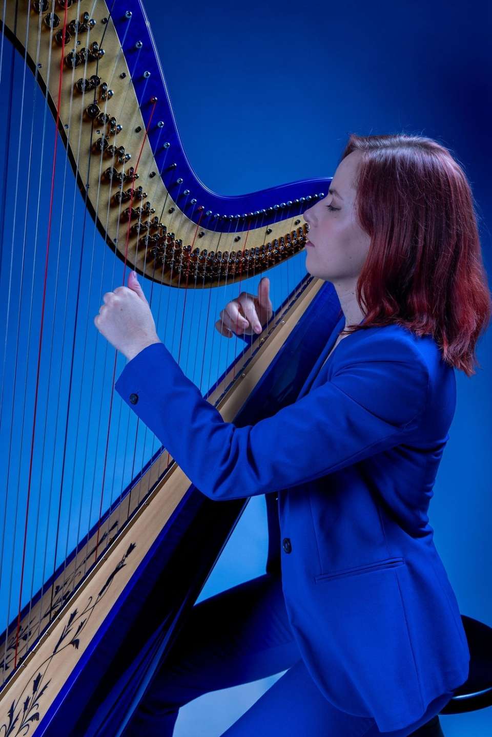Florence Estelle London Harpist For Hire 18