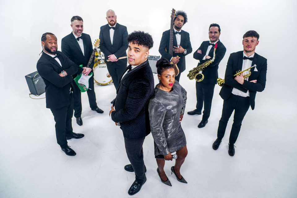Royal Soul | London Motown Soul and Pop Band For Hire Main