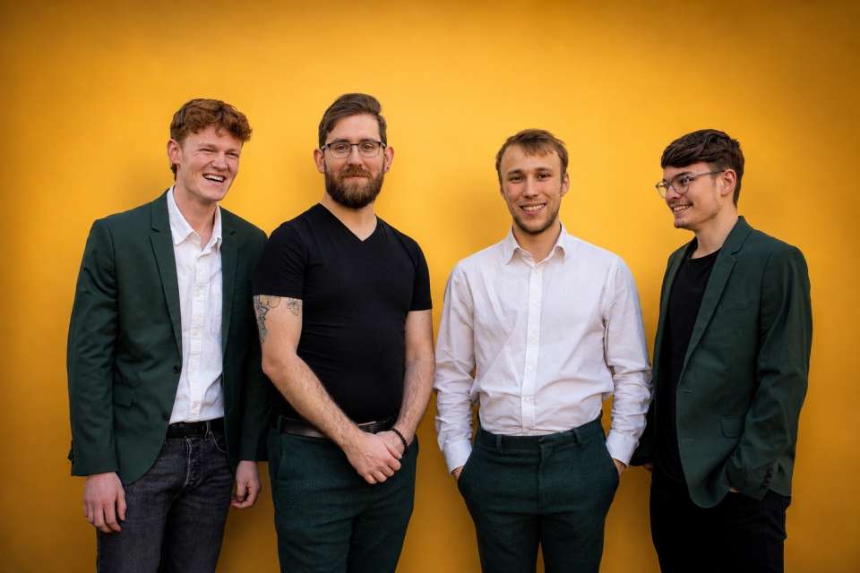 Supertonic | Surrey Pop and Soul Band For Hire Main