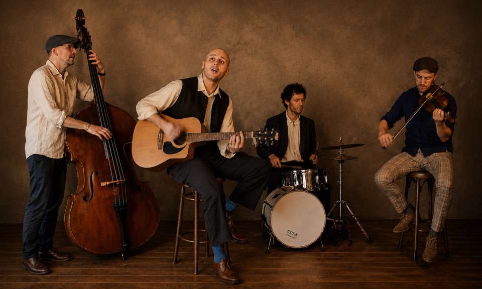 The Indie Buskers | Festival Folk Band in London For Hire Main