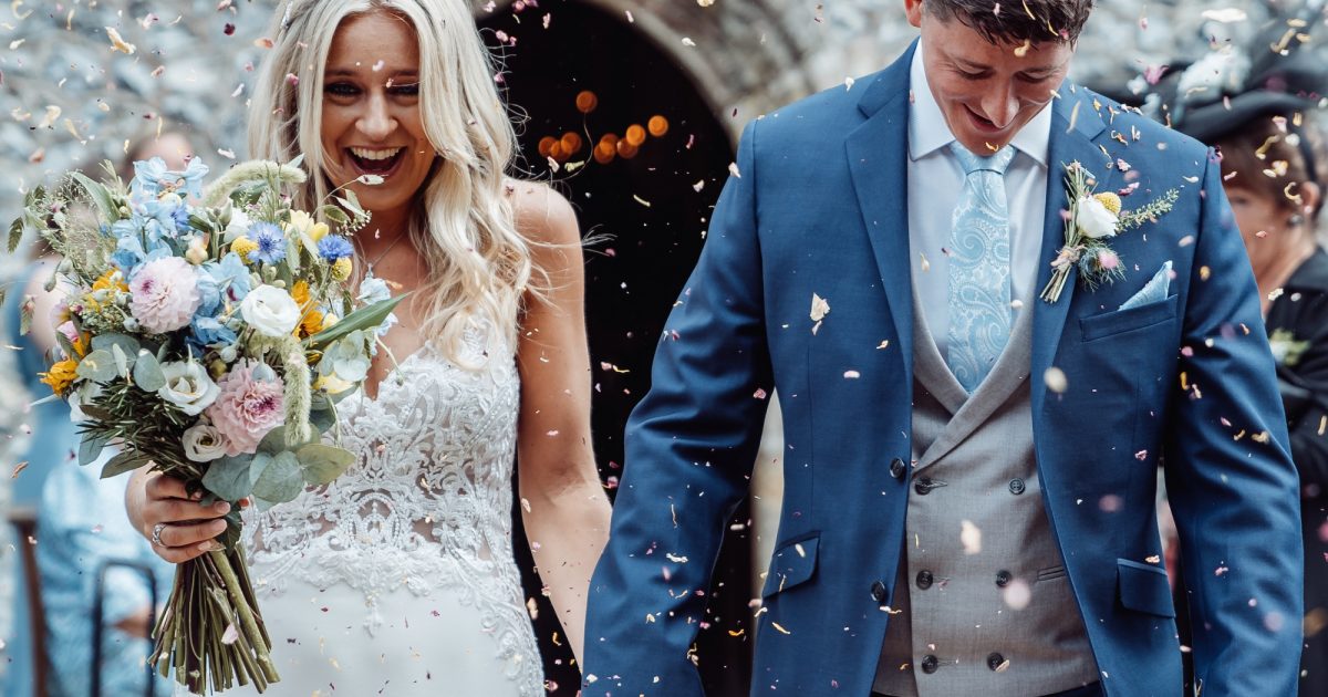 Steph & Mitch | Cissbury Barns in West Sussex | Function Central | Real ...