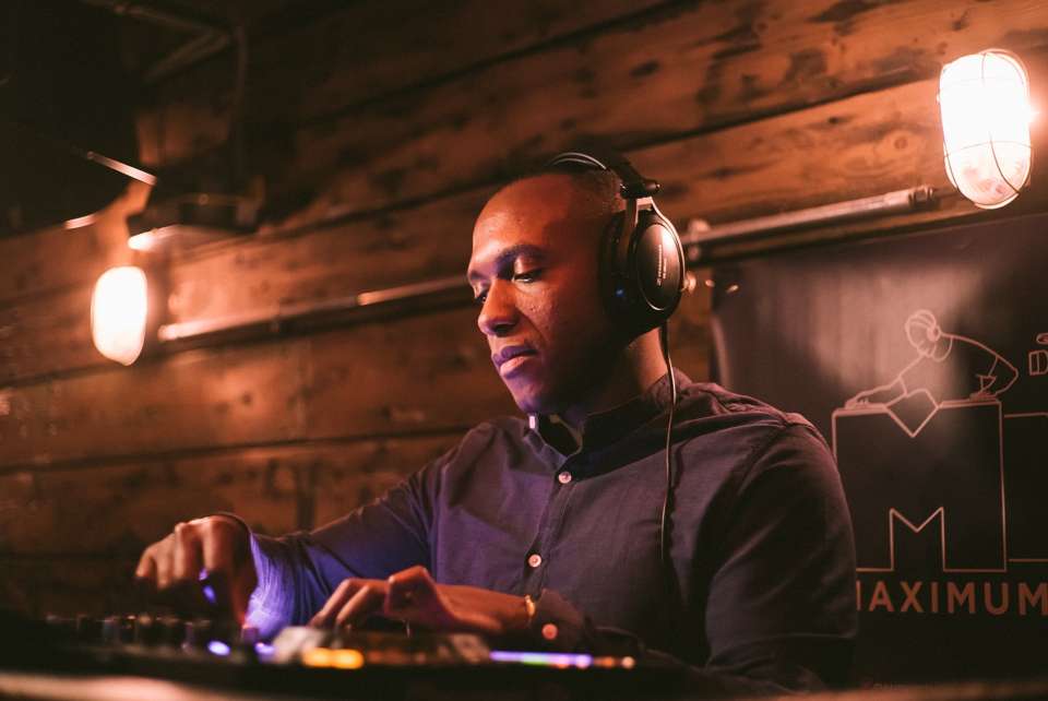 The Ultimate Guide to Booking a DJ
